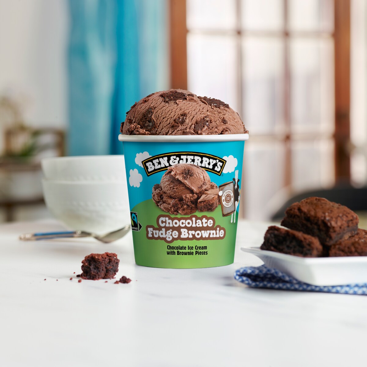 Chocolate Fudge Brownie Zmrzlina - Pint 4 / 4